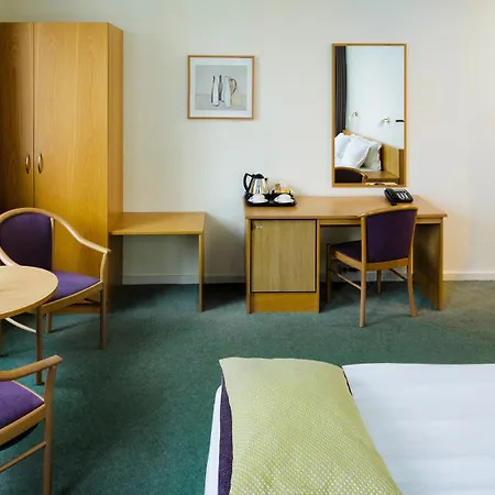 Center Skjaldbreid Otel 3*