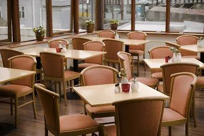 Otel Center Skjaldbreid
